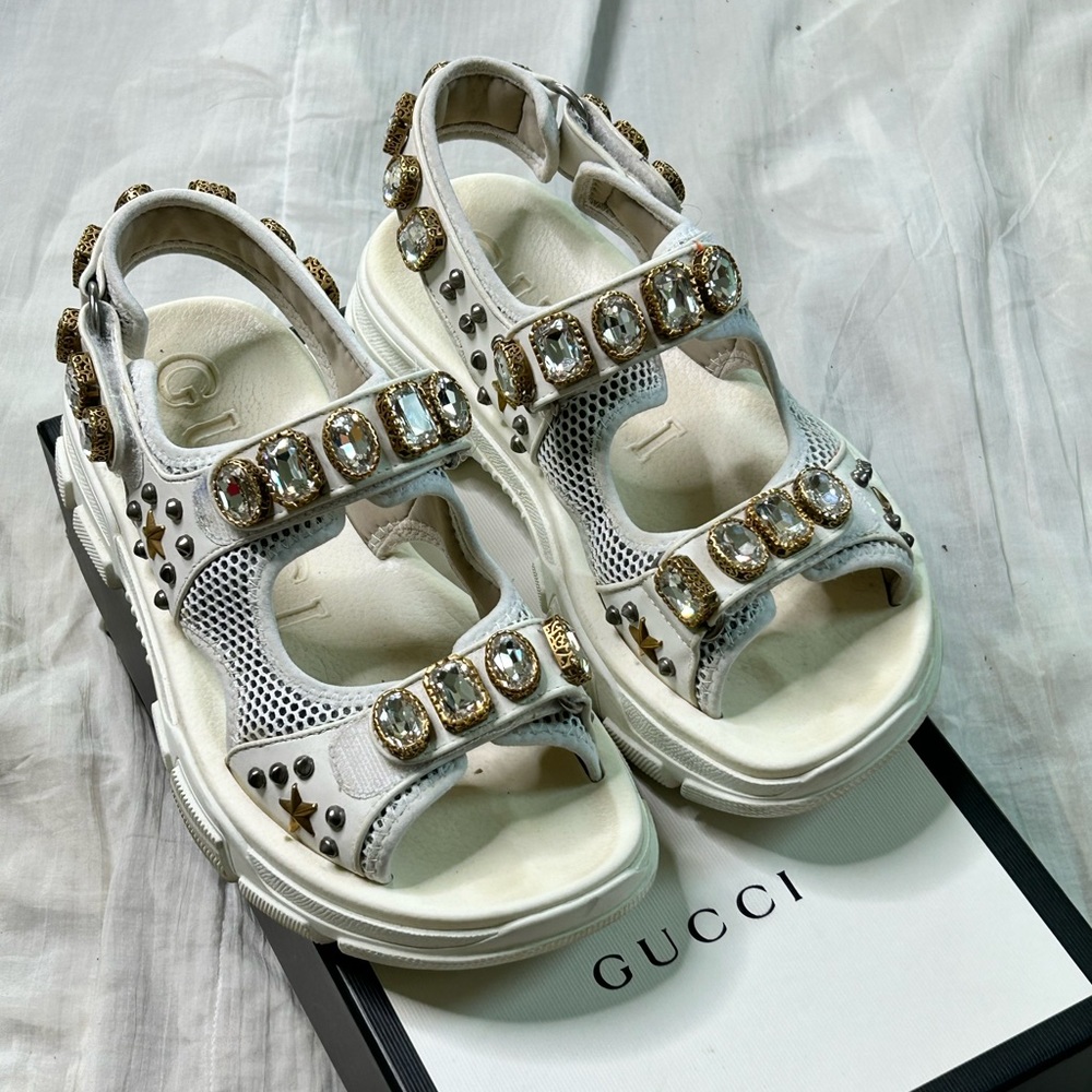 Authentic Gucci Flash Trek Sandals Women Size 9. GENTLY WORN